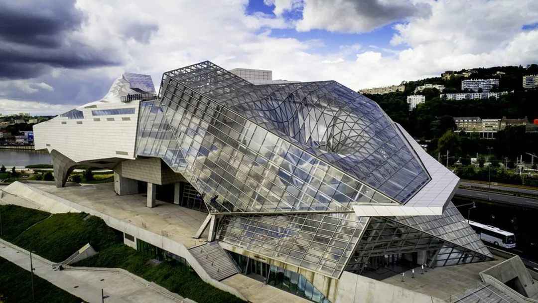 Lyon’s Architectural Masterpiece: Musée des Confluences Redefines Cultural Experience